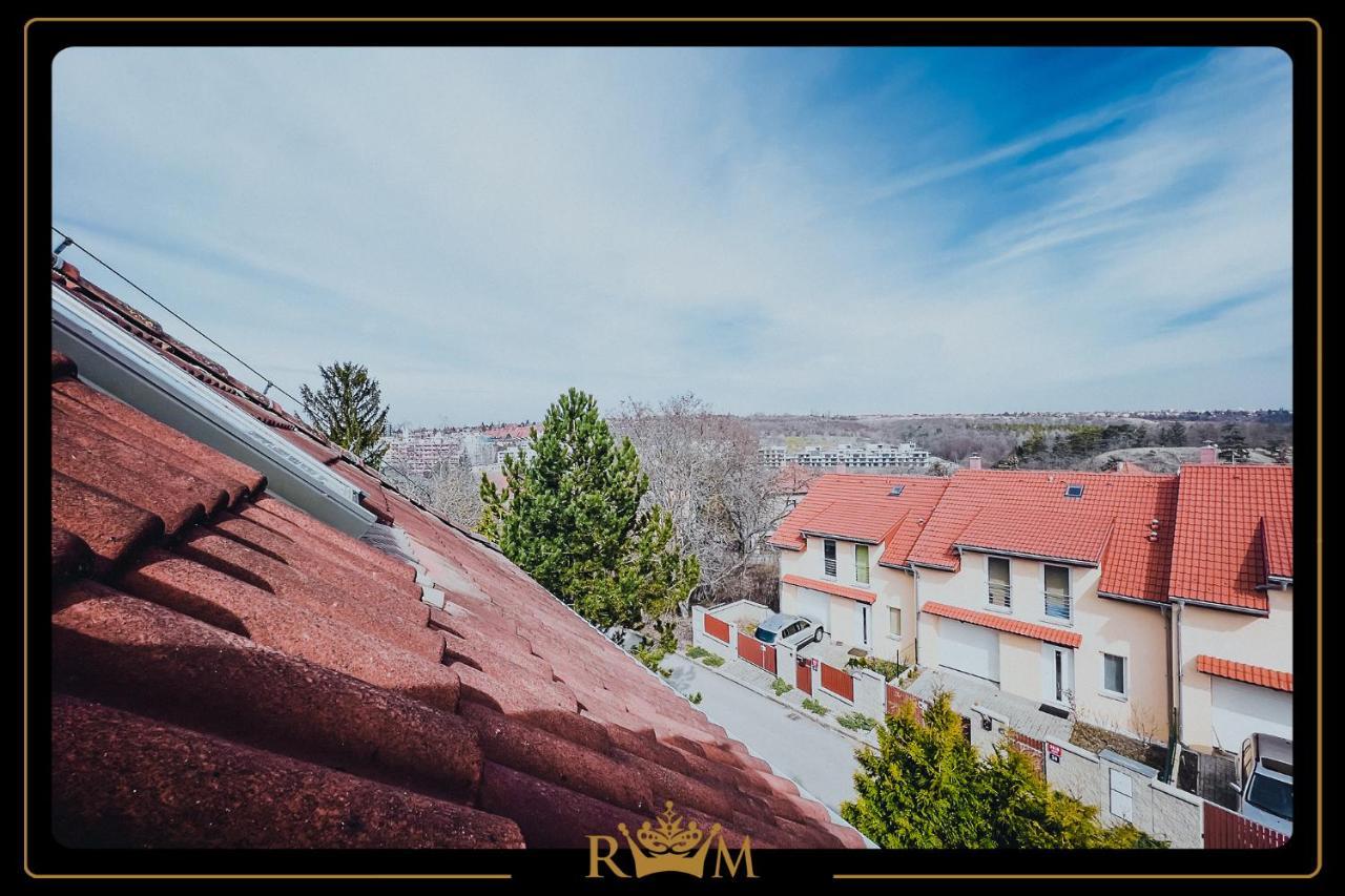 Rm Luxury Apartment In Prague • 6 People • Free Parking • Pets ภายนอก รูปภาพ